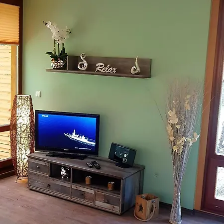 Alina Mit Garten Zum Entspannen 펜션 바이스바제르